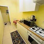 Roma Bella Guest House